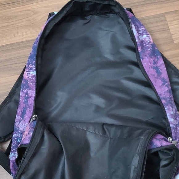 Galaxy Speaker Backpack - Picture 6 of 7